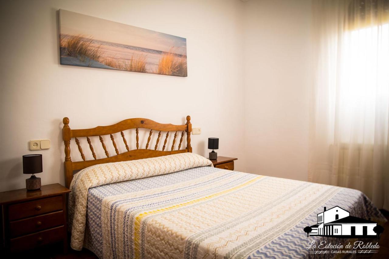 Casas Rurales La Estacion De Robledo エクステリア 写真