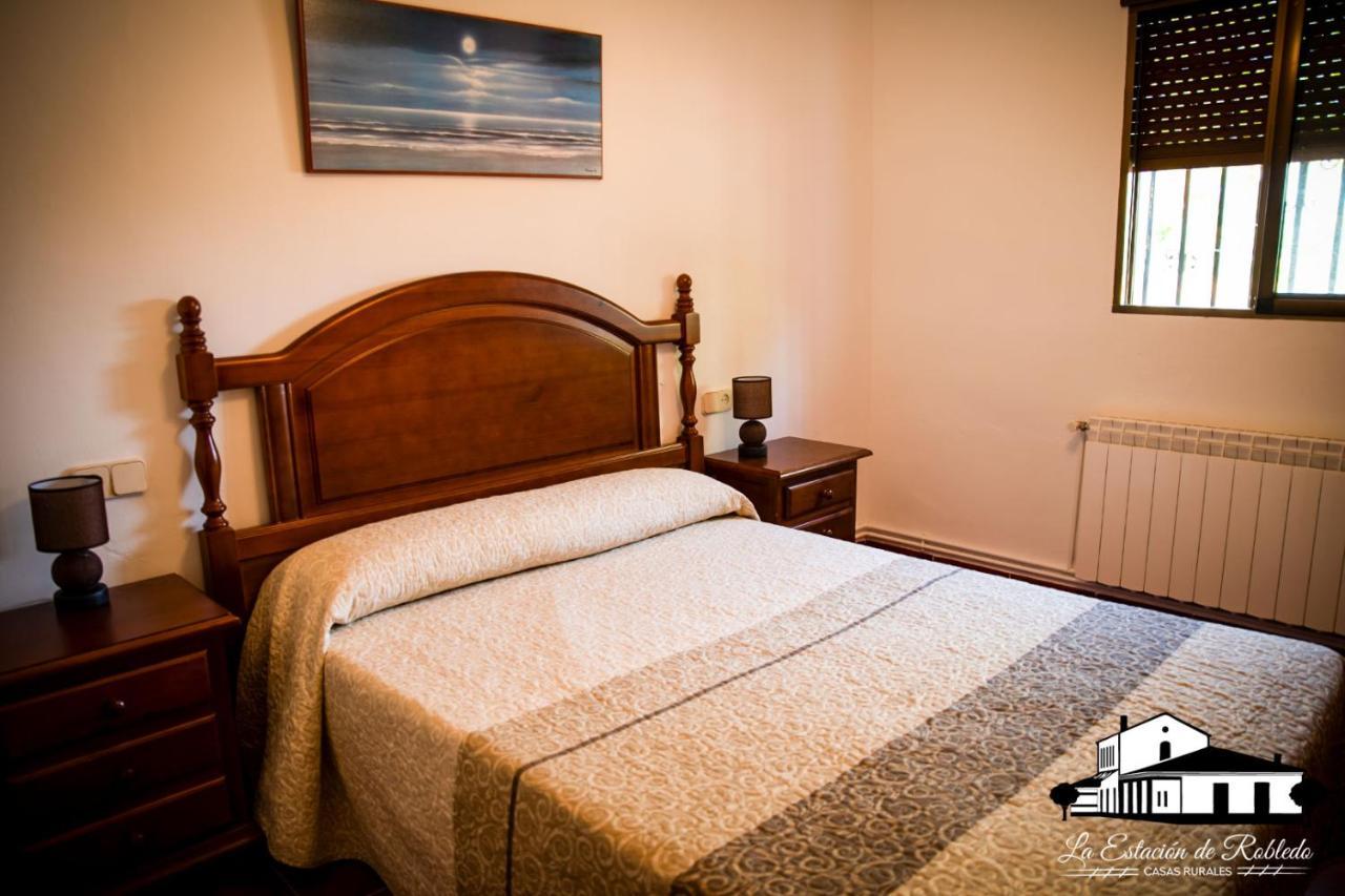 Casas Rurales La Estacion De Robledo エクステリア 写真