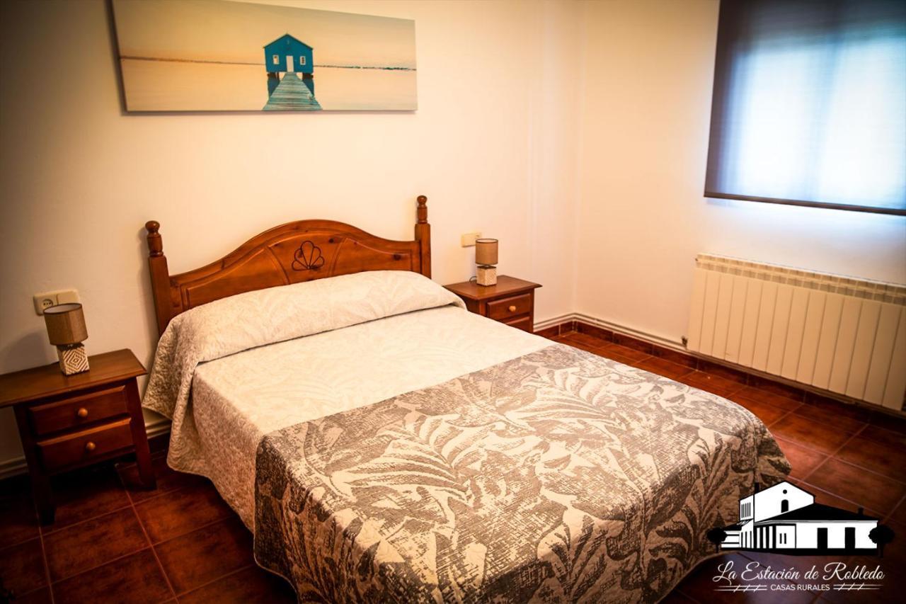Casas Rurales La Estacion De Robledo エクステリア 写真